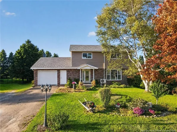 939 Coverdale Rd, Riverview, NB E1B 5E7