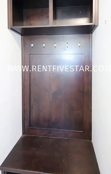 1142 Valencia Dr — Photo 15