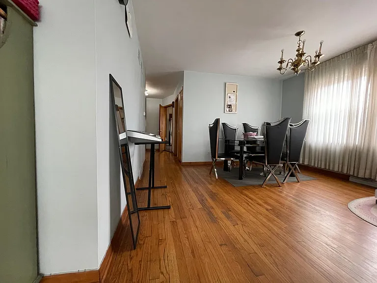 8333 Trumbull Ave #2 — Photo 22