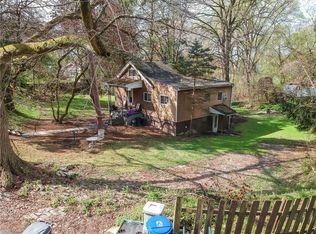 1101 Lapish Rd, Pittsburgh, PA 15212