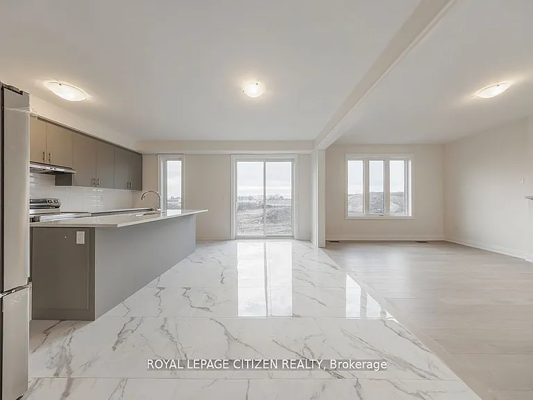 26 Wesley Brooks St — Photo 9