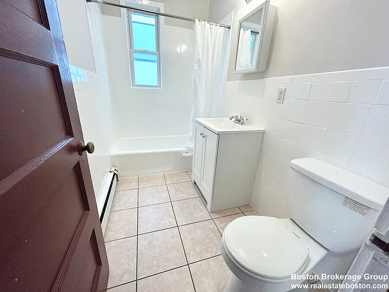 24 Maryland St #1 — Photo 7