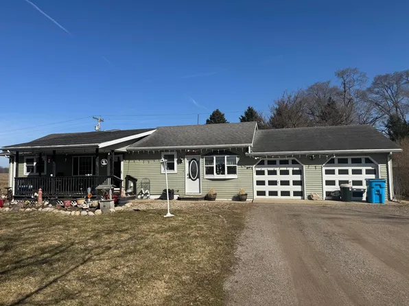 31004 Middle Crossing Rd, Dowagiac, MI 49047