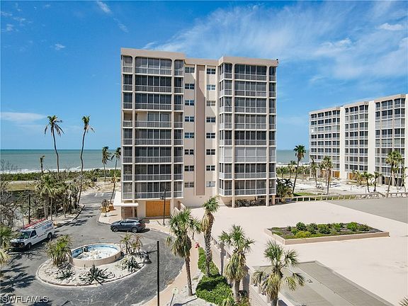 3rd image of 7150 Estero Blvd APT 307