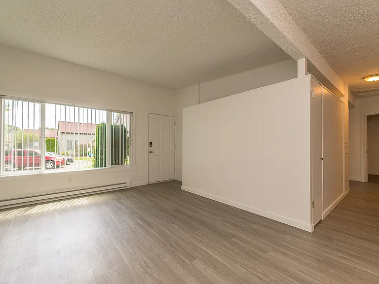 Bel Aire Court | Living Space