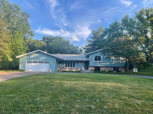 17515 Bay Ln, Wayzata, MN 55391