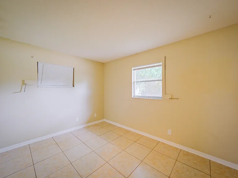 179 Hurwood Ave — Photo 13