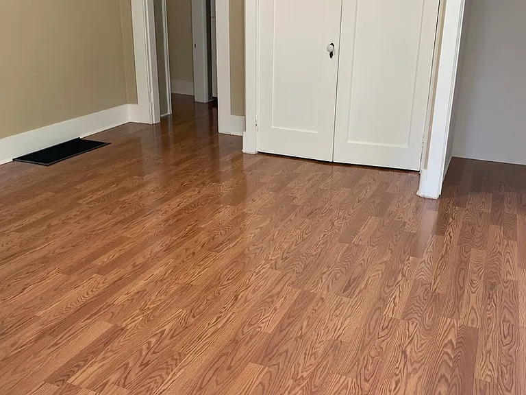 Cortez Hills: Large studio ready for immediate move in! — Photo 5
