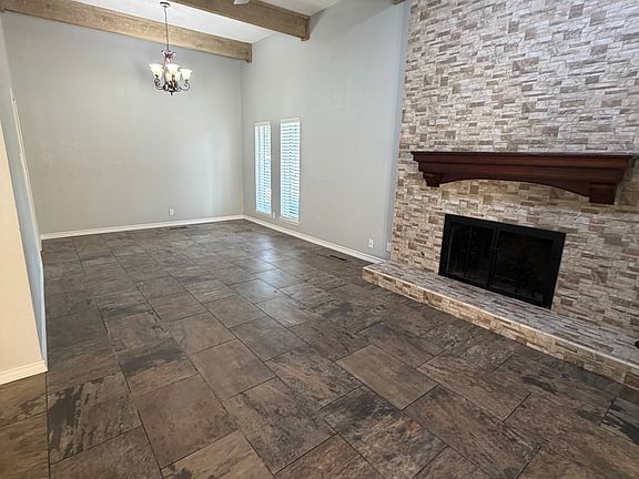 2nd image of 2519 Noel Ave
