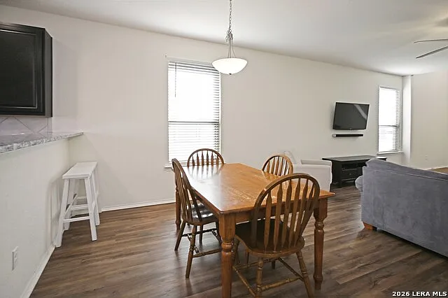 138 Buttercup Bnd — Photo 5