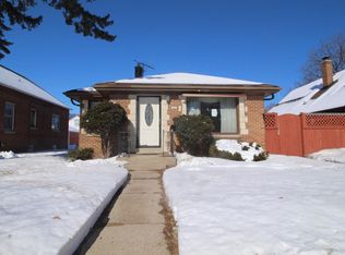 2420 W Hampton Ave, Milwaukee, WI 53209