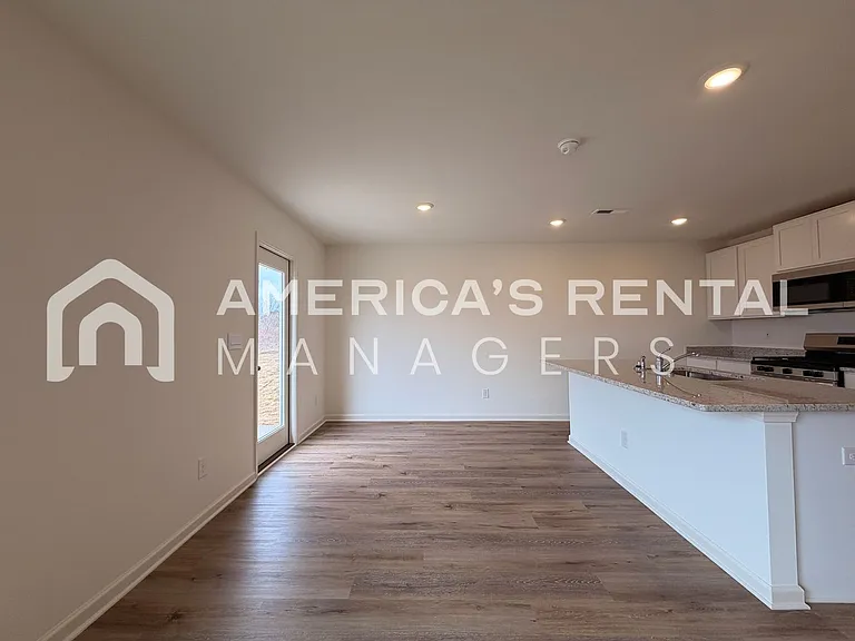 2127 Addison Way SW — Photo 17
