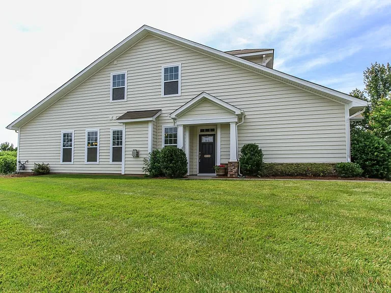 120 Misty Knoll Ln — Photo 31