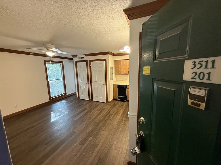 3511-201 Ivy Commons Dr — Photo 2