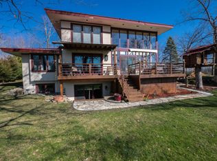 6216 N River Bay Rd, Waterford, WI 53185