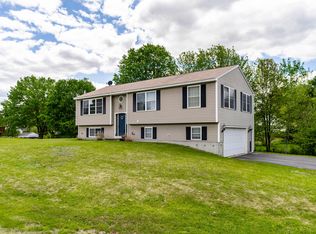11 Goshen Rd, Windham, ME 04062