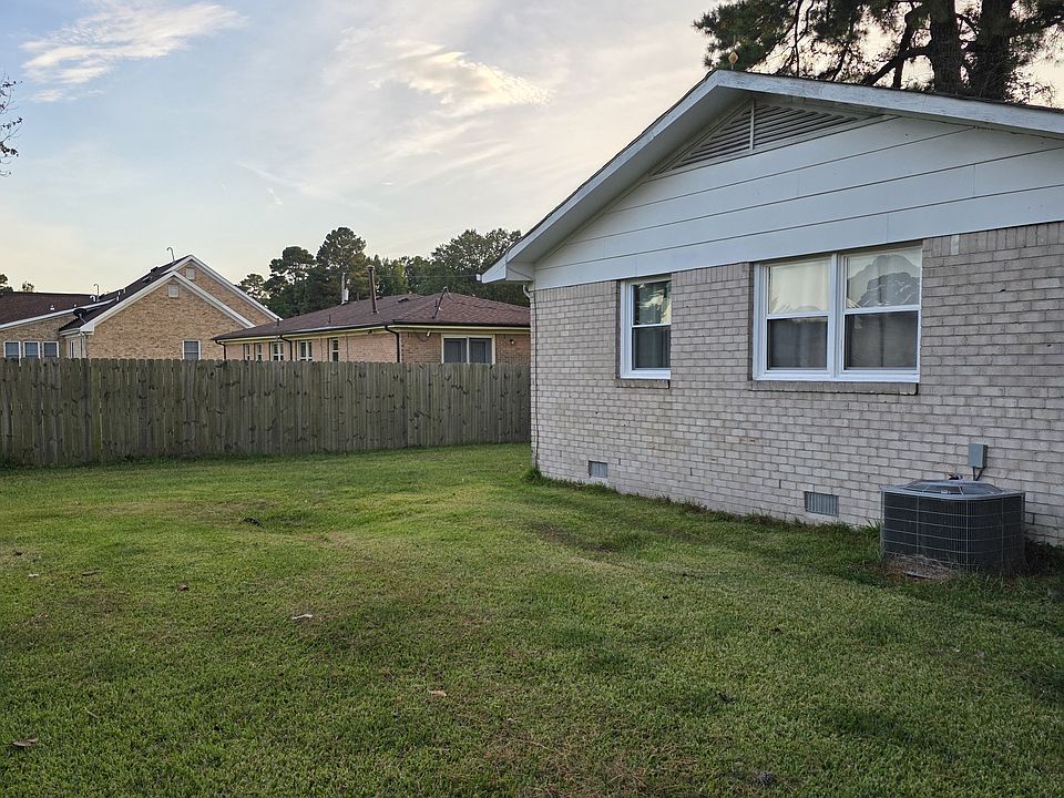 1st image of 1317 Roosevelt Blvd #3