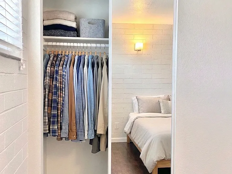 Melrose 36 Place — Photo 30