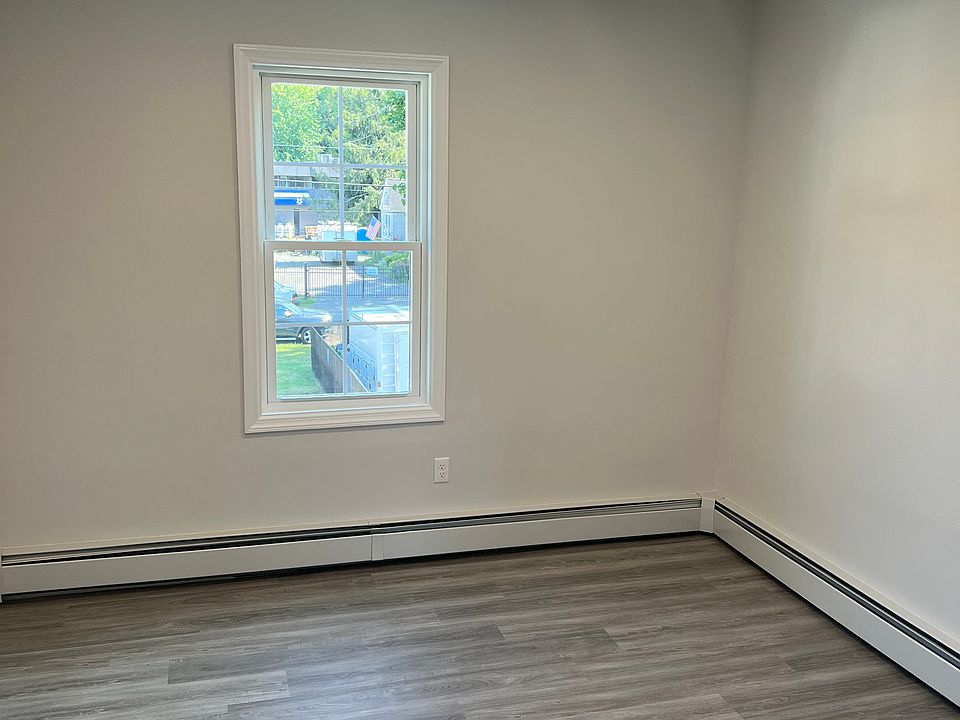 Bedroom #1