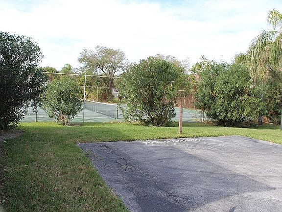3rd image of 5801 N Atlantic Ave APT 116