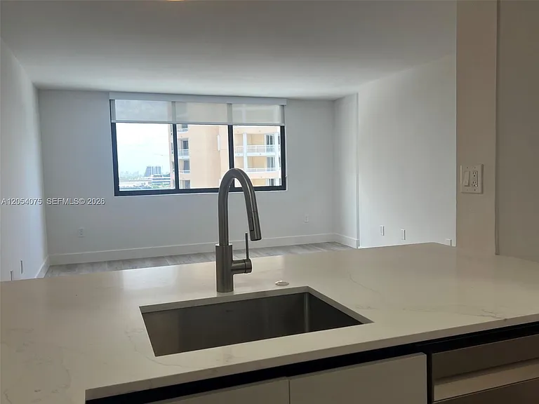 540 Brickell Key Dr #1022 — Photo 9