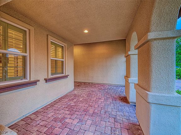 5th image of 613 Novena St