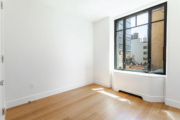 Rented by Bond New York | media 24