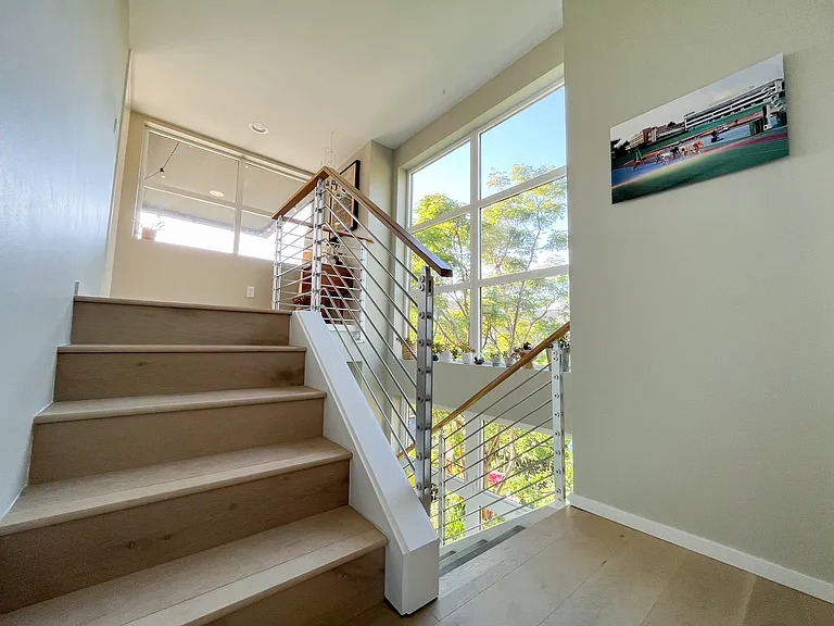 409 21st Ave — Photo 21