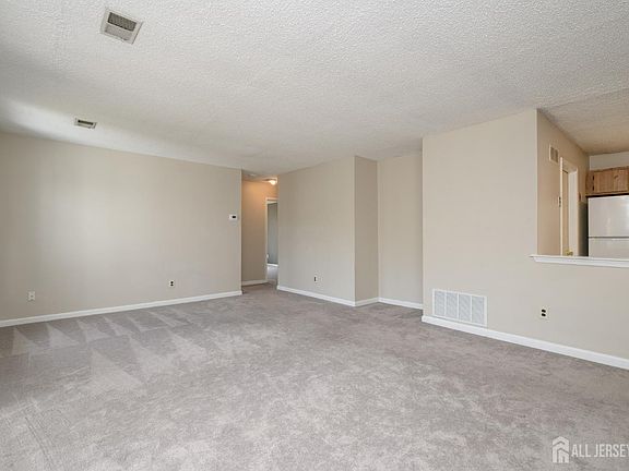 5th image of 48 Frontier Way
