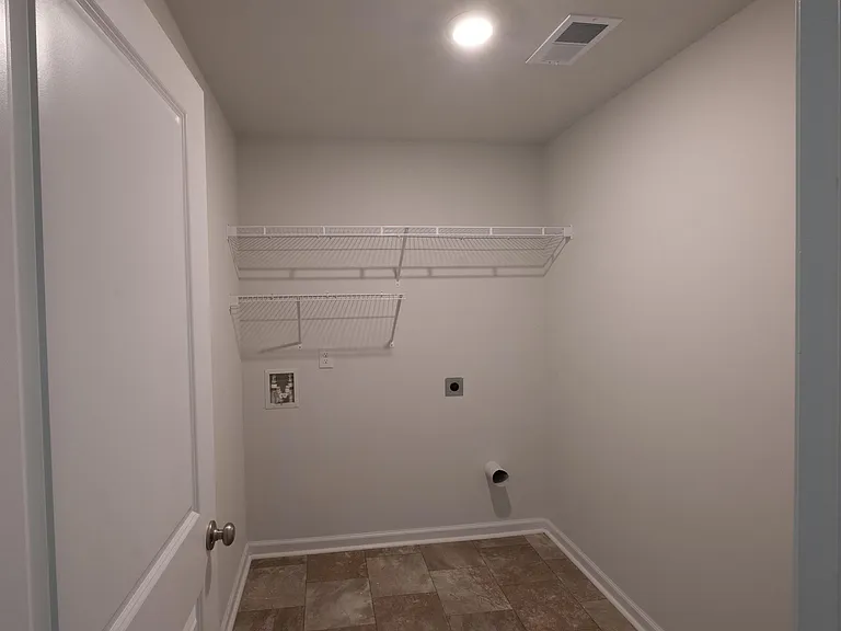 2781 Prince Charles Ct — Photo 11
