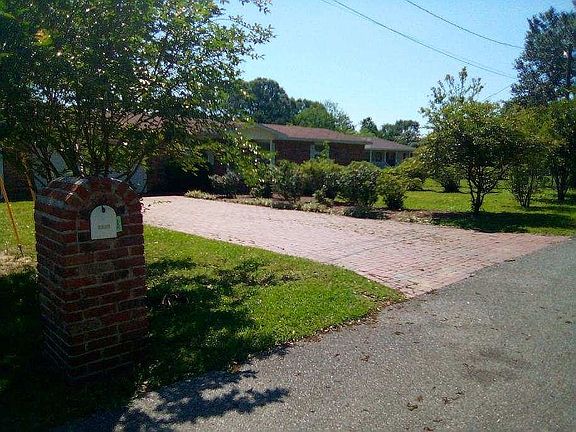 Brick mailbox, landscaping
