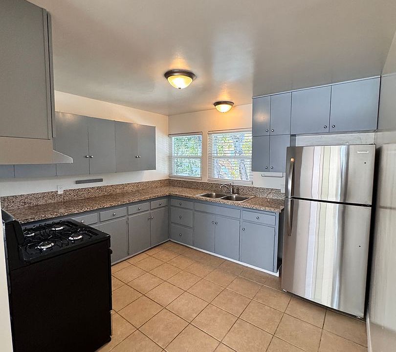 1st image of 5201 E Anaheim Rd APT 5