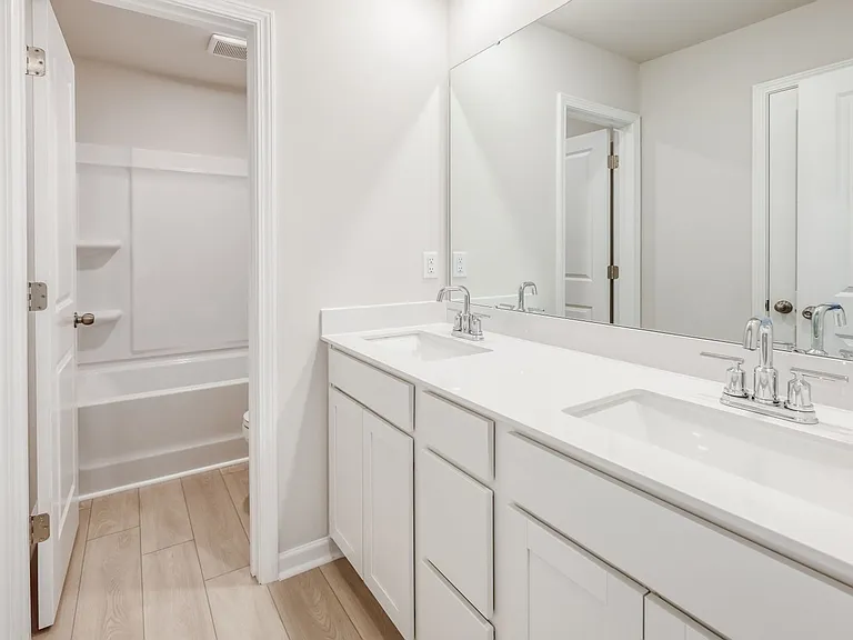 1014 Cleveland Meadows Trl — Photo 13