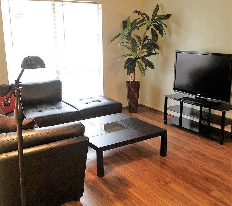 1st image of 500 E 31st St APT 109