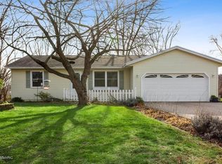 1184 Venus St, Saint Joseph, MI 49085