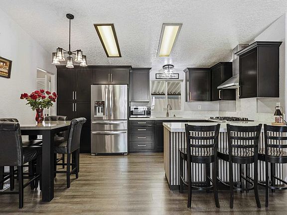 4th image of 3909 Reche Rd Spc 4