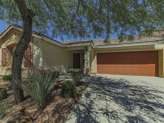 3rd image of 5417 Sand Dollar Ave