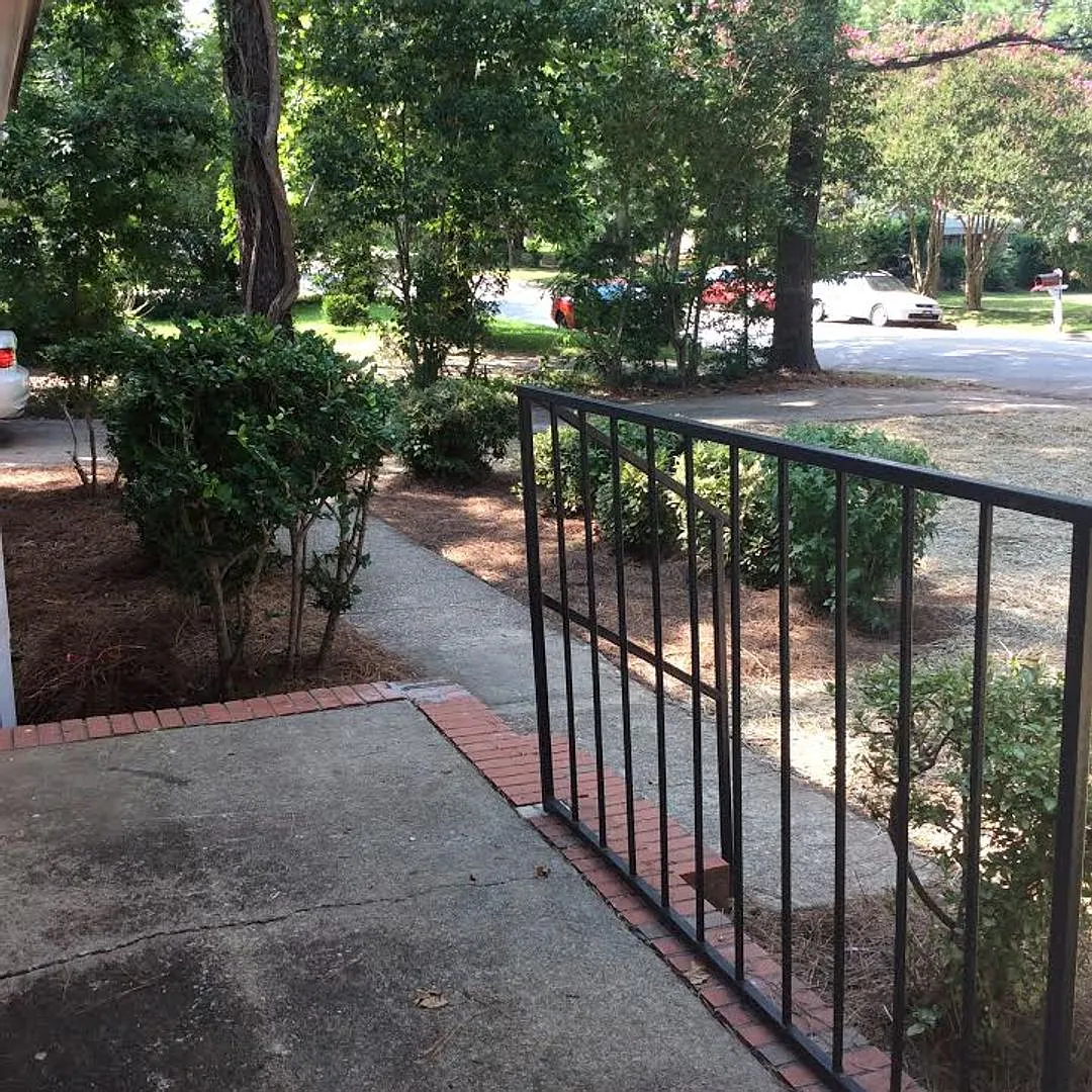 Lovely 3 Bedoom Ranch home with Private Backyard in Prime Raleigh Location — Photo 4