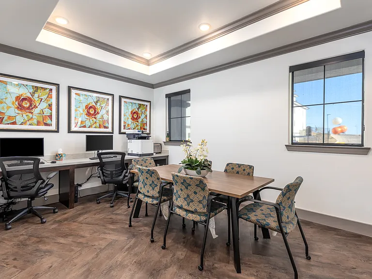 Applewood Ranch Apartments — Photo 12