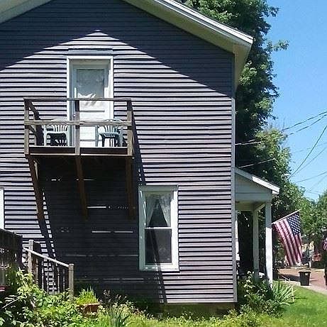 2nd image of 116 Cross St