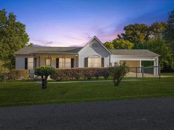 208 Fleming St, Creedmoor, NC 27522
