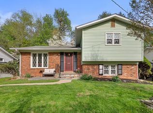 818 Cabin John Pkwy, Rockville, MD 20852