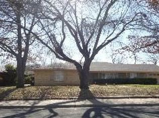 1022 Rocky Canyon Rd, Arlington, TX 76012