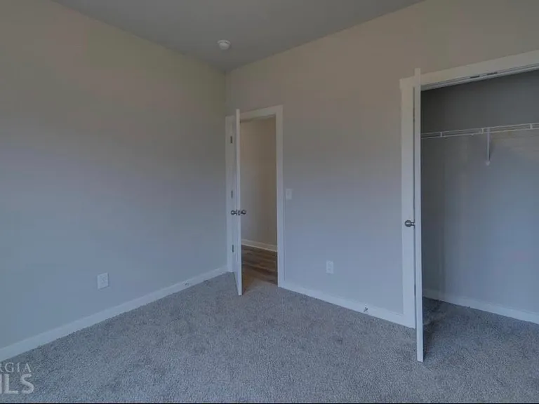 308 N Point Cir — Photo 11
