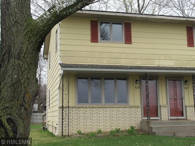 1st image of 829 Greenway Ave N
