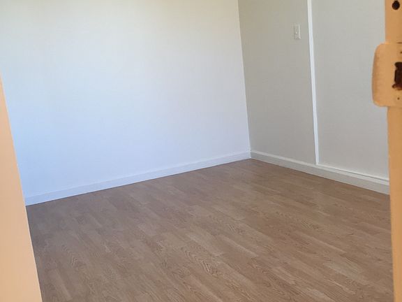 5th image of 300 E 96th St APT 6B
