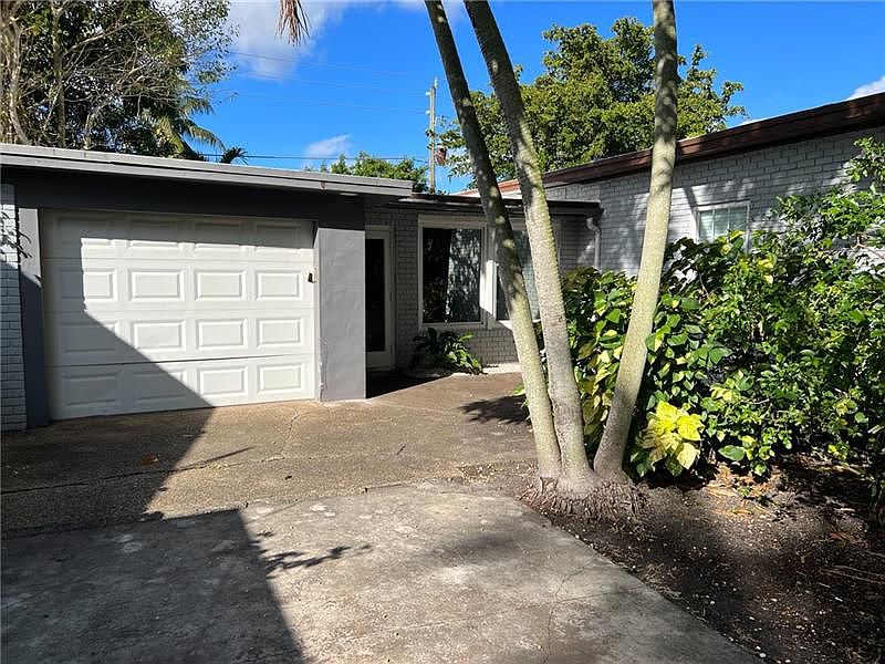 1st image of 1313 NW 3rd Ave