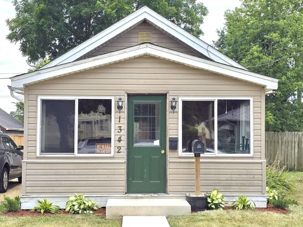 1342 Kenwood Ave, Beloit, WI 53511