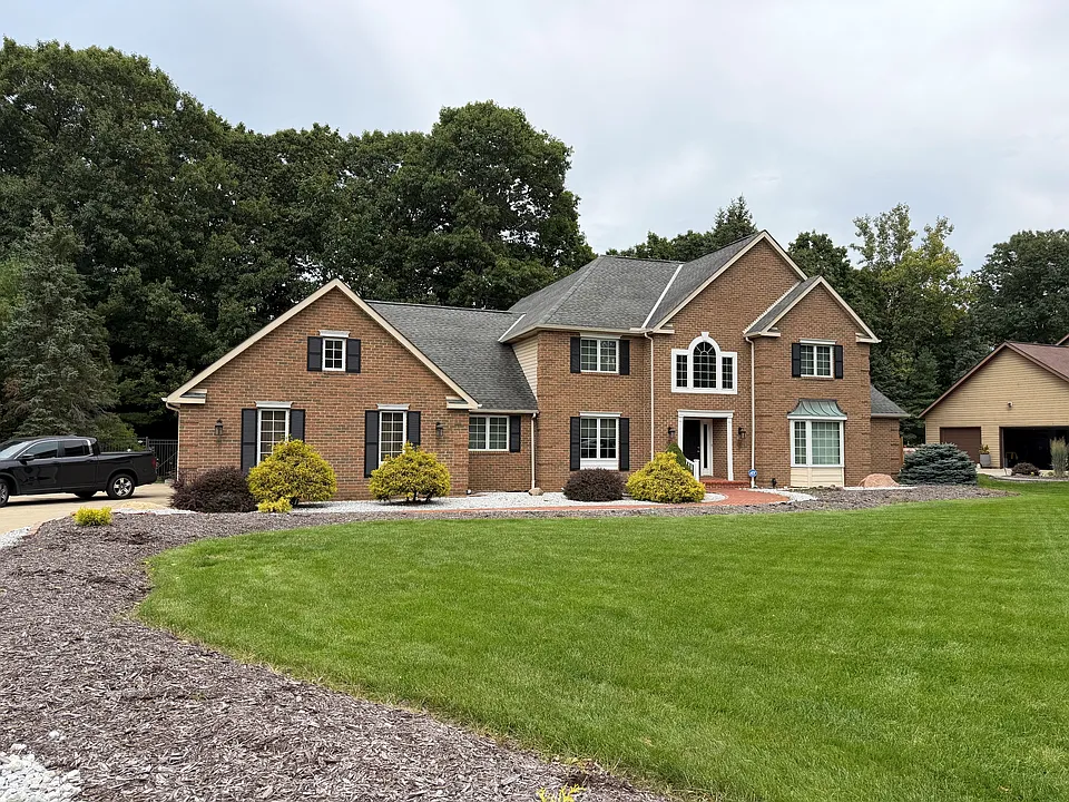 228 Countryside Dr