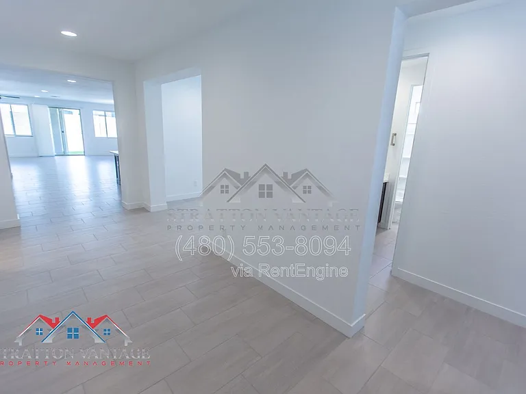 14250 W Soft Wind Dr — Photo 6